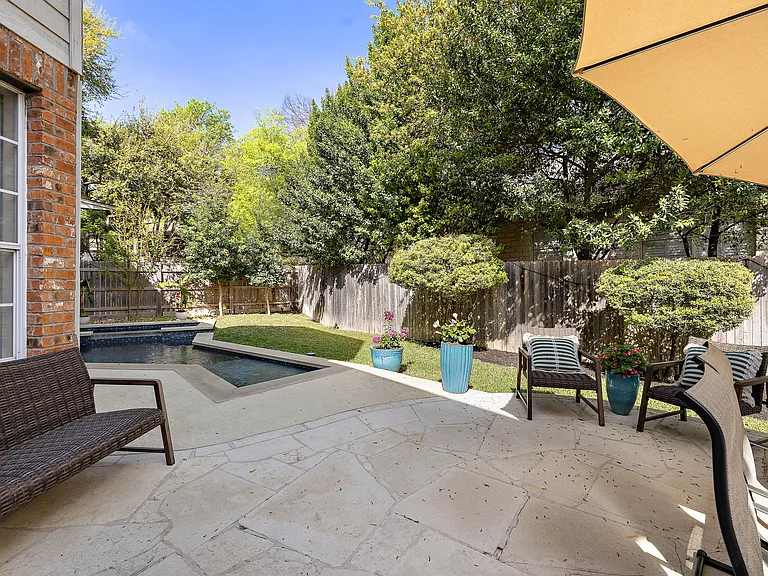 2114 Hilton Head Dr — Photo 43