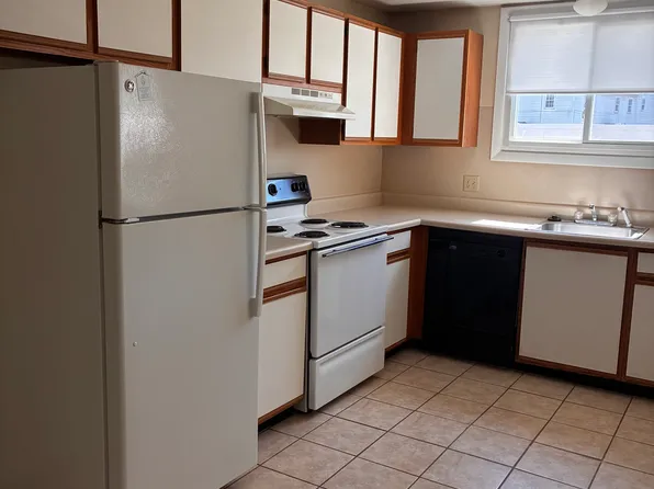 40 Fairmount Pl, Leominster, MA