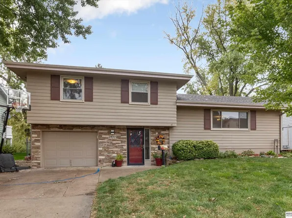 2417 S 124th St, Omaha, NE 68144