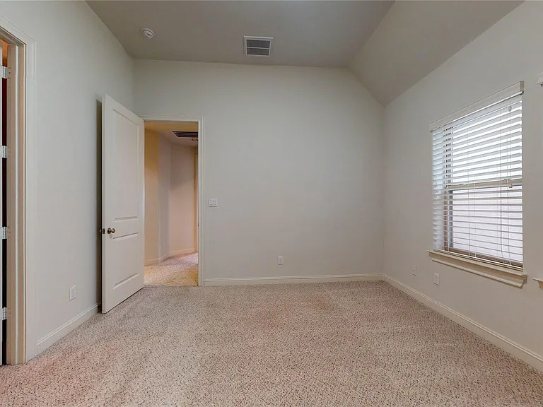 1708 Upland Lakes — Photo 39