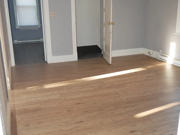 41 Osborne St #1 — Photo 4