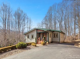 201 Chancery Ln, Waynesville, NC 28786