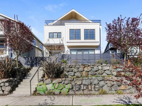 3017 Belvidere Ave SW, Seattle, WA 98126