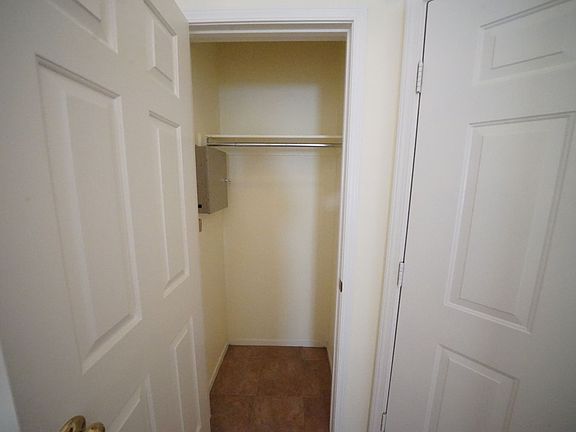 5th image of 700 Pine Field Ln