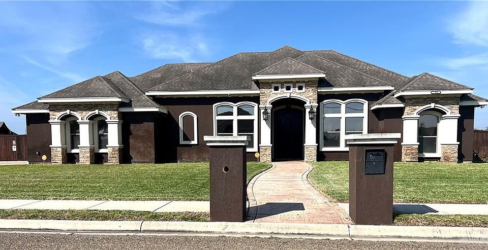 1st image of 501 Castillo Dr
