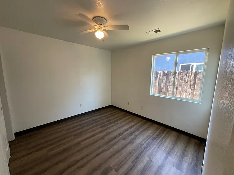 1388 Barcelona Way — Photo 14
