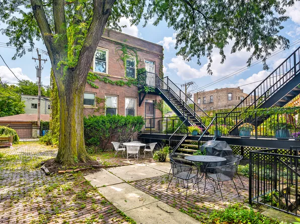 1337 W Flournoy St APT 2R, Chicago, IL 60607