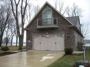 440 Lane 220 Big Turkey Lk, Hudson, IN 46747