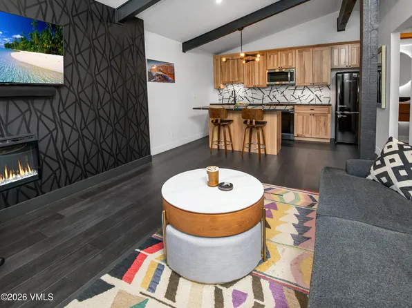2059 Chamonix Ln APT 3, Vail, CO 81657