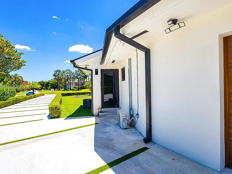 10506 SW 89th Pl — Photo 11