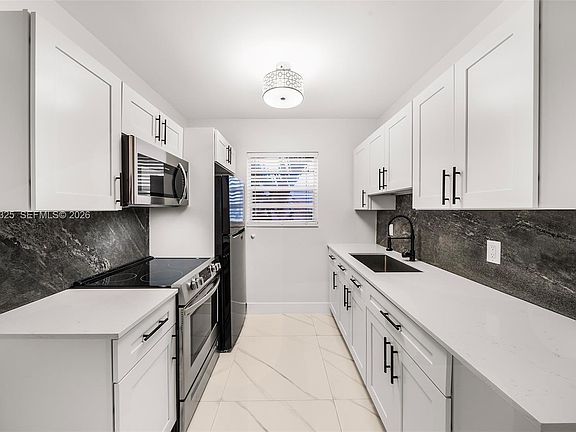 2nd image of 410 Euclid Ave APT 11