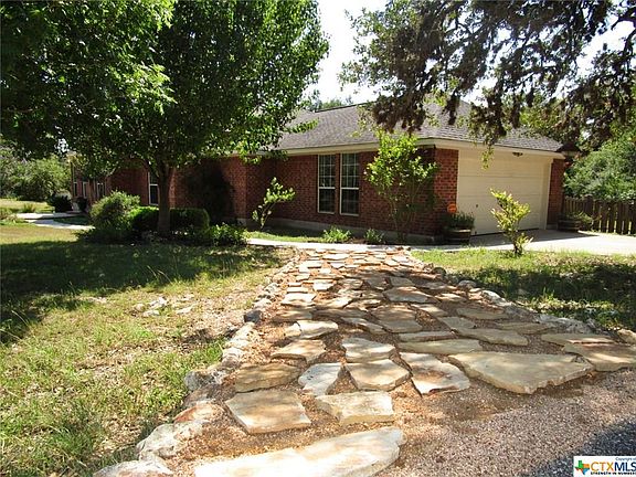 2nd image of 220 Woodland Trl