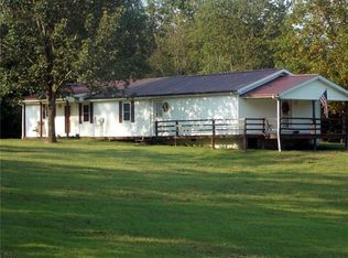 152 McLerran Ln, Celina, TN 38551