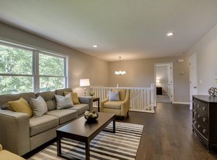 515 School St NW, Elk River, MN 55330