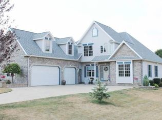 840 Archwood Rd, Wadsworth, OH 44281