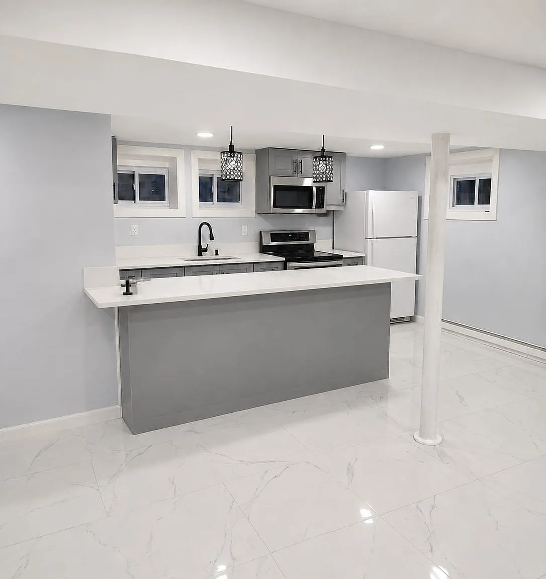 2 bed, $1,800 — Photo 1
