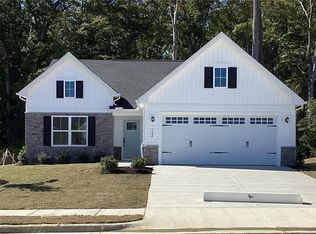 120 Martha Washington Pkwy, Williamsburg, VA 23185