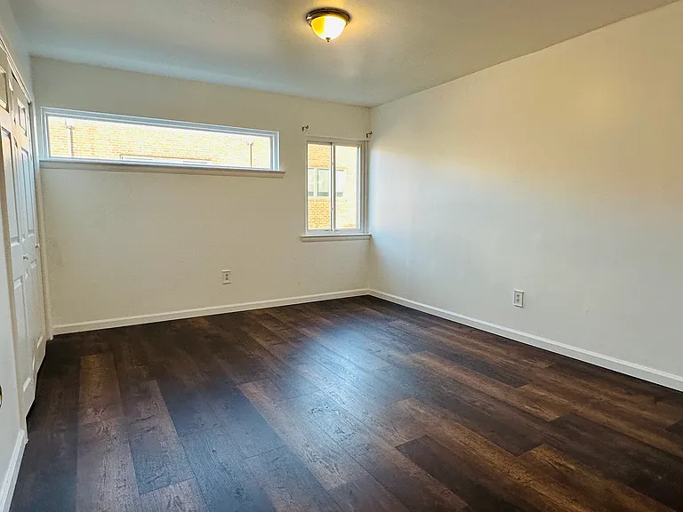 729 South St #B — Photo 9