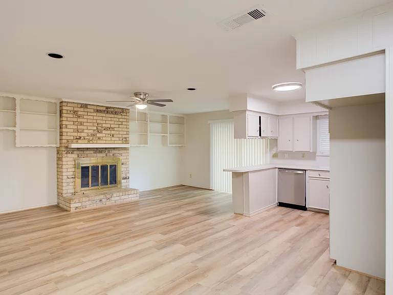 6328 Rincon Way — Photo 7