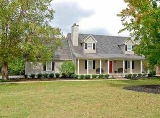 8 Mountain Crest Dr, Taylors, SC 29687