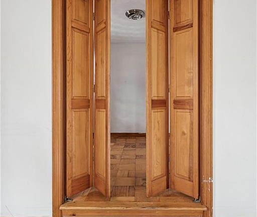 5th image of 594 Taliaferro Rd