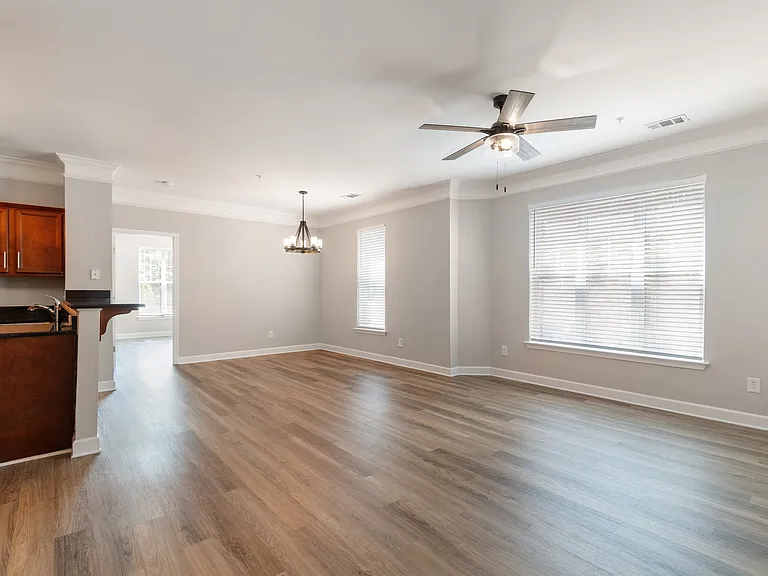 2310 Elliott Ave #109 — Photo 10