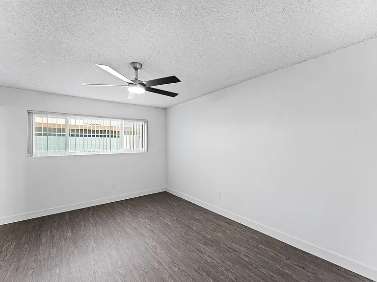 Coast Apartments — Photo 26