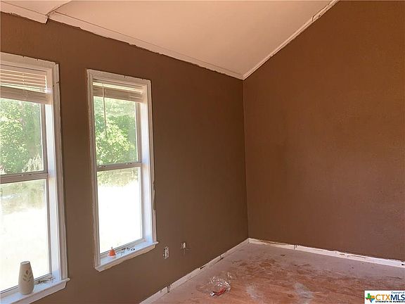 2nd image of 151 County Road 330