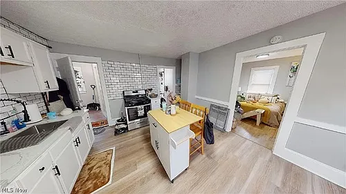 2111 Dowd Ave #4 Photo 1 2111 Dowd Ave #4 Photo 1