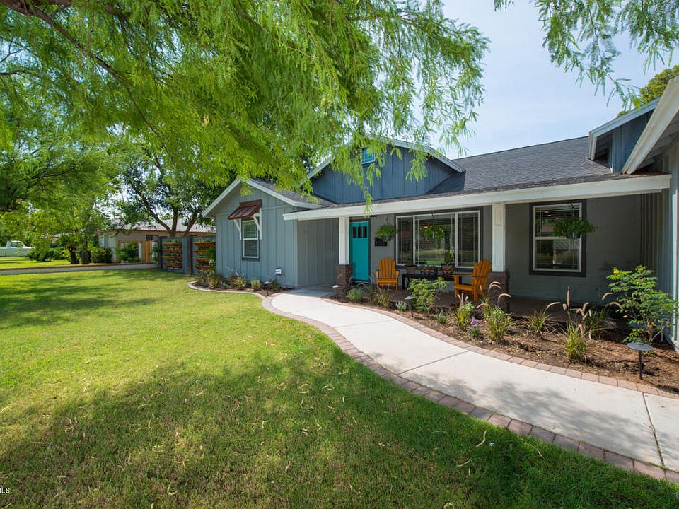 2nd image of 4037 E Wilshire Dr