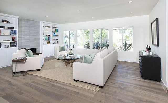 15672 Castlewoods Dr — Photo 17