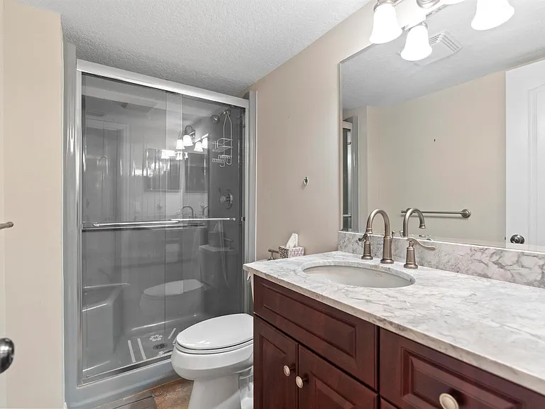 2615 NE 1st Ct #403 — Photo 26