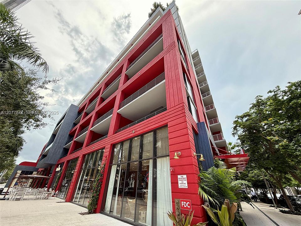 1st image of 90 NE 32nd St #309