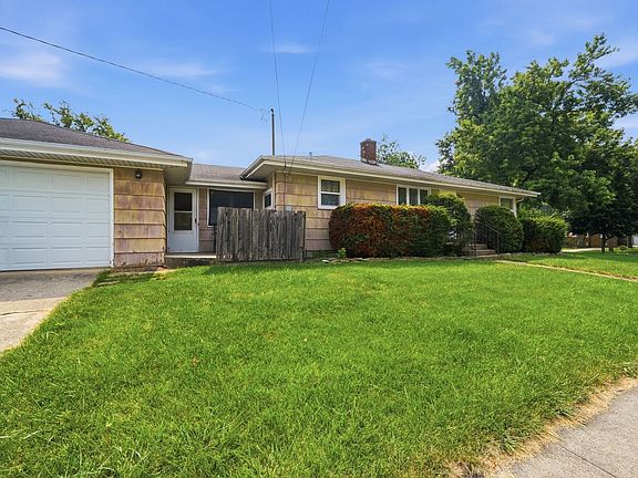 3rd image of 18001 Gladville Ave