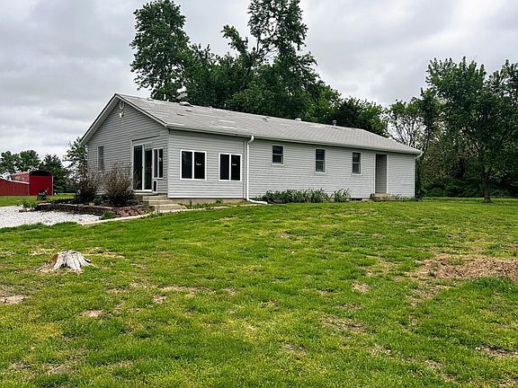 2nd image of 594 N Hawk Lane