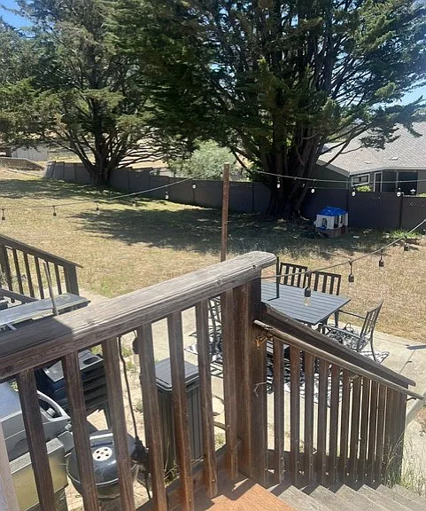 140 Enos Ln — Photo 10