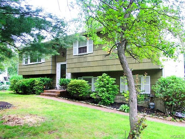 1st image of 24 Primrose Ln