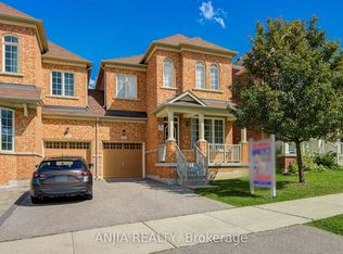205 Harbord St, Markham, ON L6C 0X3