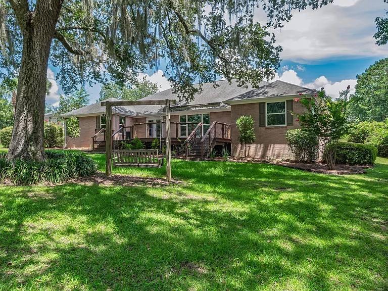 6326 Glasgow Dr — Photo 45