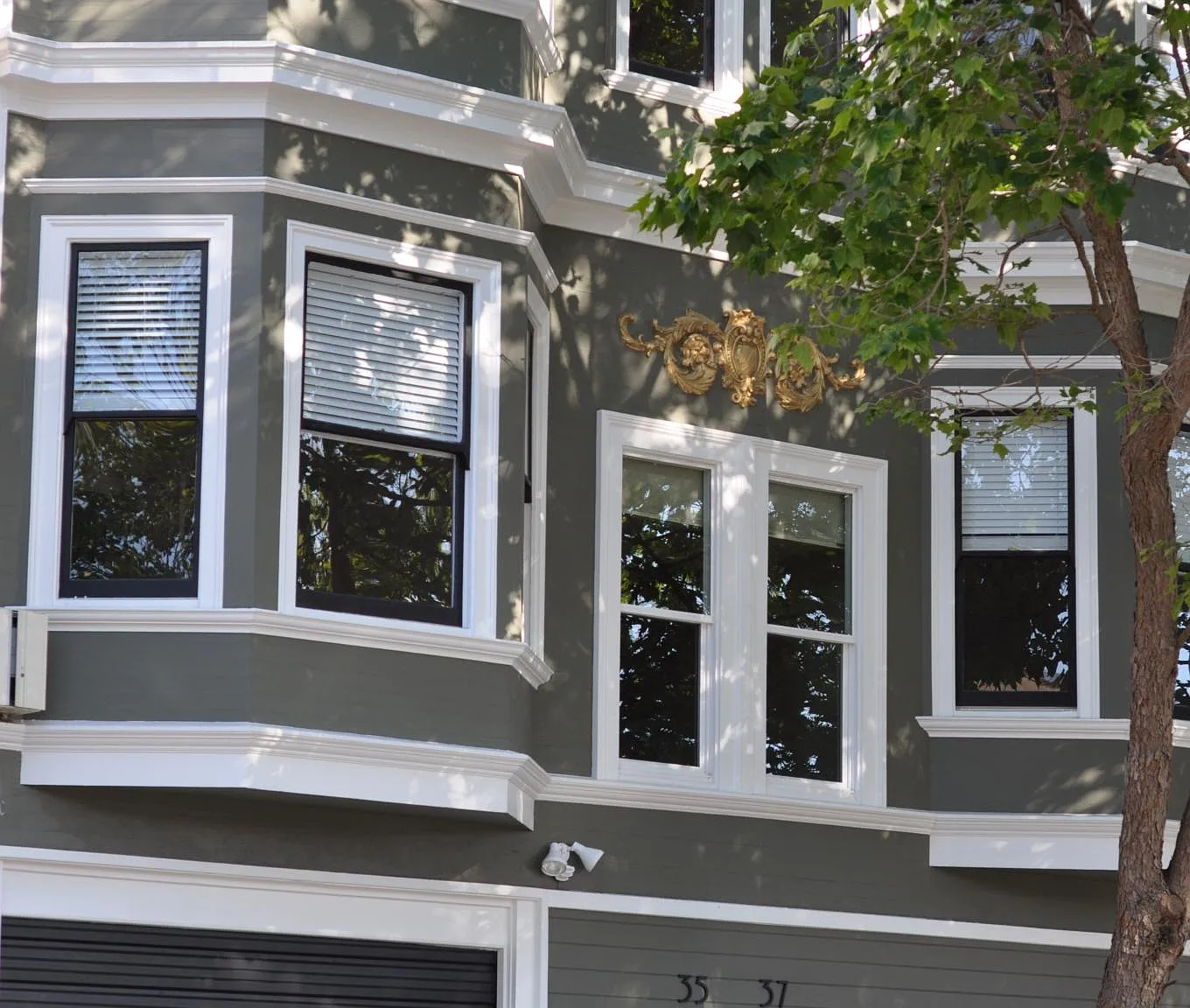37 Capp St — Photo 1