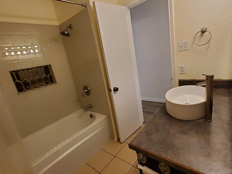 4700 Andalusia Trl — Photo 13