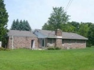 5077 King Rd, Howell, MI 48843