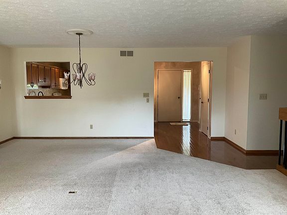 4th image of 2202 Churchview Dr APT L