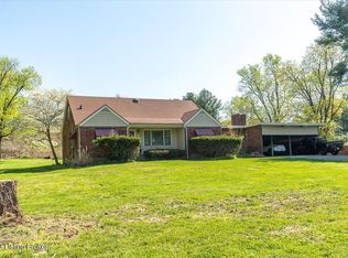 2809 S Winchester Acres Rd, Louisville, KY 40223