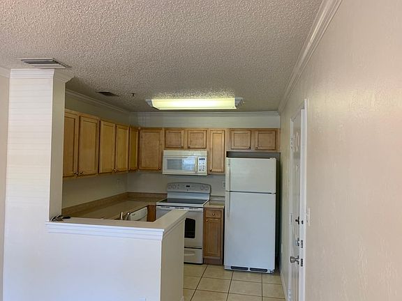 4th image of 4020 Crockers Lake Blvd APT 515