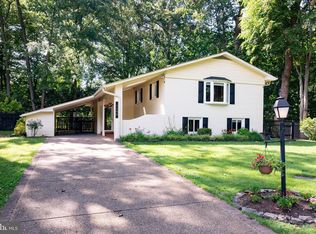 8400 Camden St, Alexandria, VA 22308