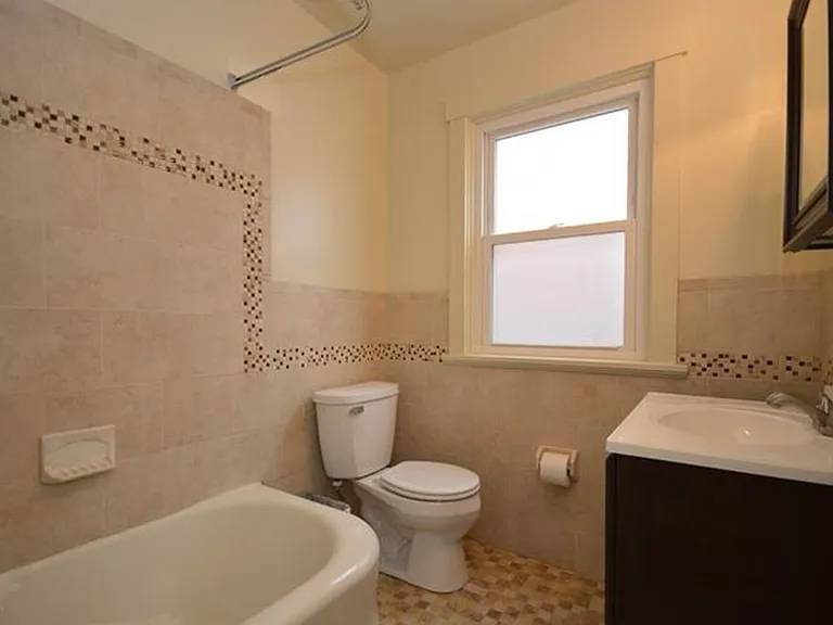 804 Lilac St — Photo 15