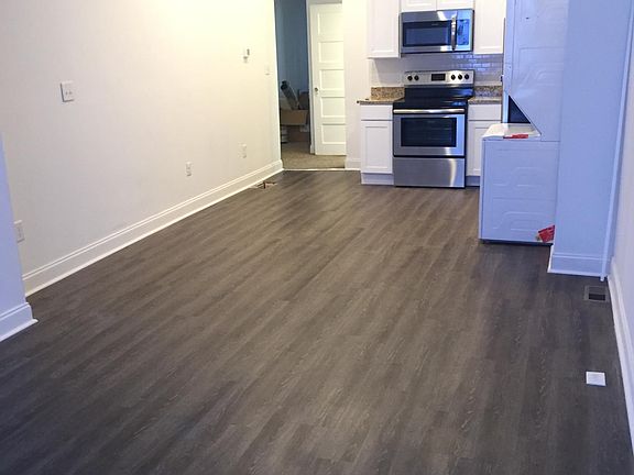 2nd image of 5260 W Jefferson St #B