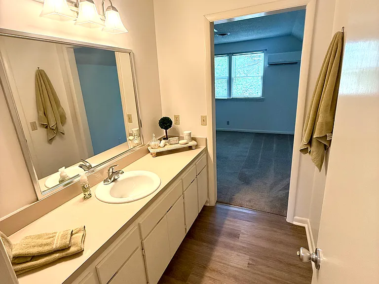 766 Myhr Dr — Photo 31