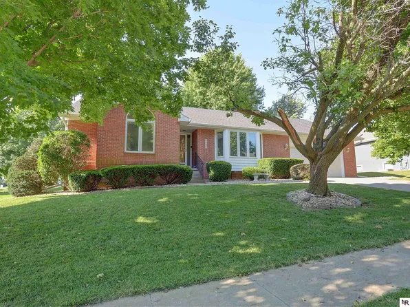 1455 Walnut Dr, Arlington, NE 68002
